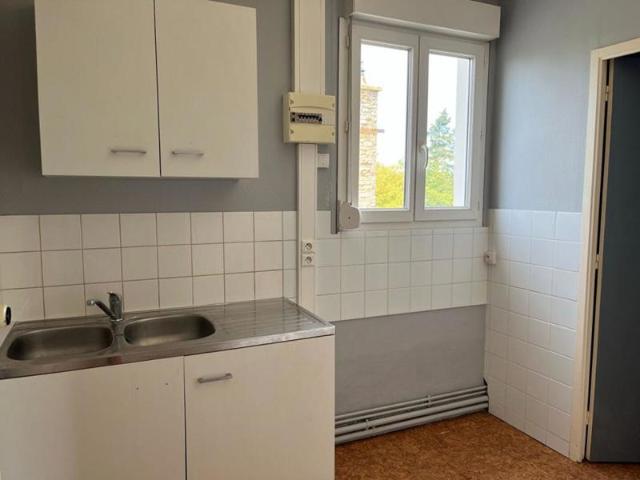 FAVEROLLES: appartement T1 bis 22.92m² en location