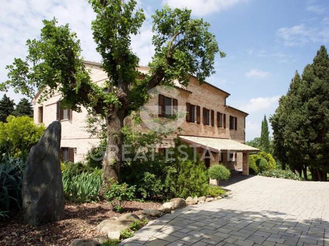 Favola Marchigiana 422m² Orciano di Pesaro