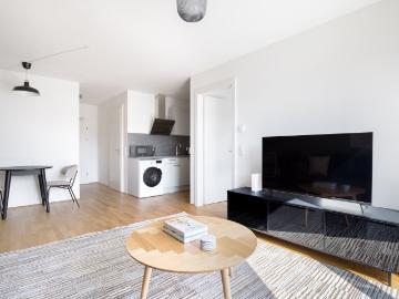 Favoriten 1br w/ elevator, nr Bus 65A