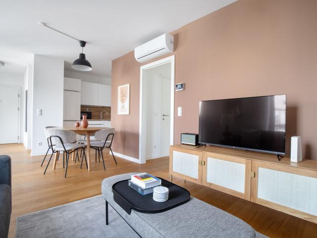 Favoriten 2br w/ elevator, nr metro U1 Keplerplatz