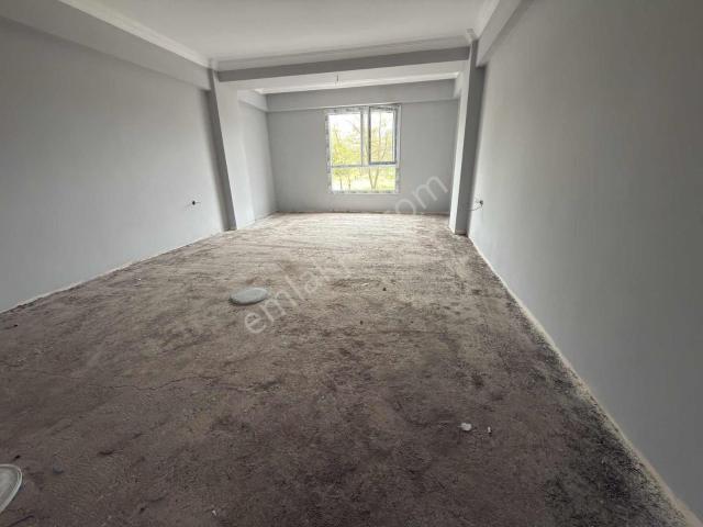 Favori'den Fevzi Çakmak Parkı Yanı 3+1 145 M2