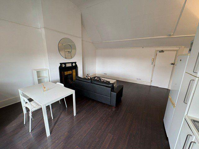 Fawley Road, West Hampstead NW6, 1 bed flat to rent, £1,950 pcm | PrimeLocation