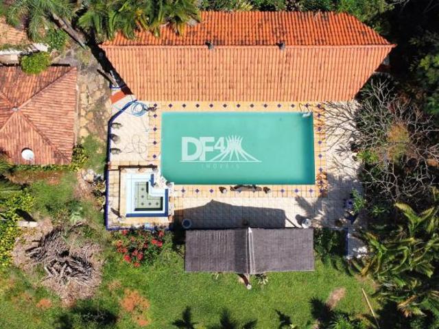 FAZENDA NO NUCLEO RURAL, 440000m², 16 QUARTOS, 4 SUITES