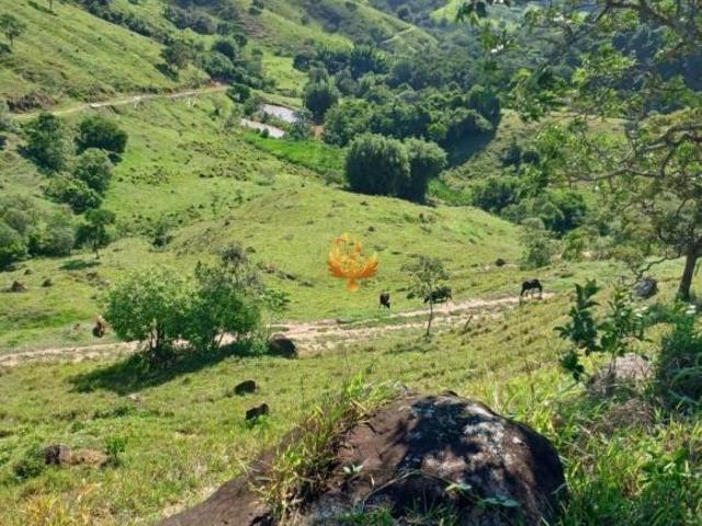 Fazenda à venda em Caçapava SP: 2 quartos, 2 salas, 484.000m² no Bairro da Germana!
