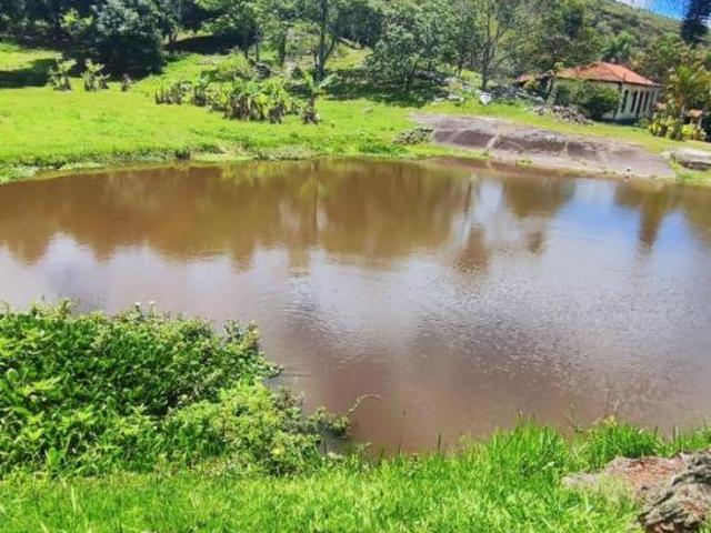 Fazenda à venda em Santa Branca SP 16,5 alqueires