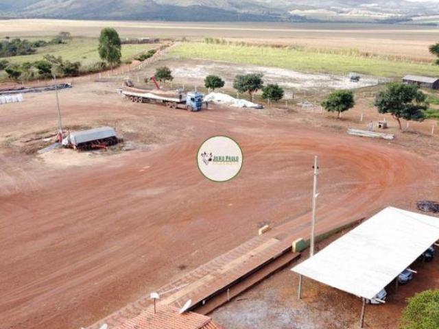 Fazenda a venda entre Paracatu MG e CRISTALINA 1.470 HA IRRIGADA