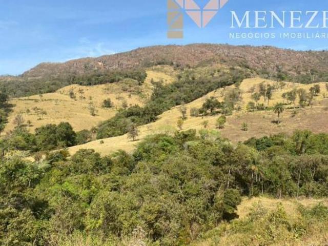 Fazenda à venda na região de Fortaleza de Minas/MG