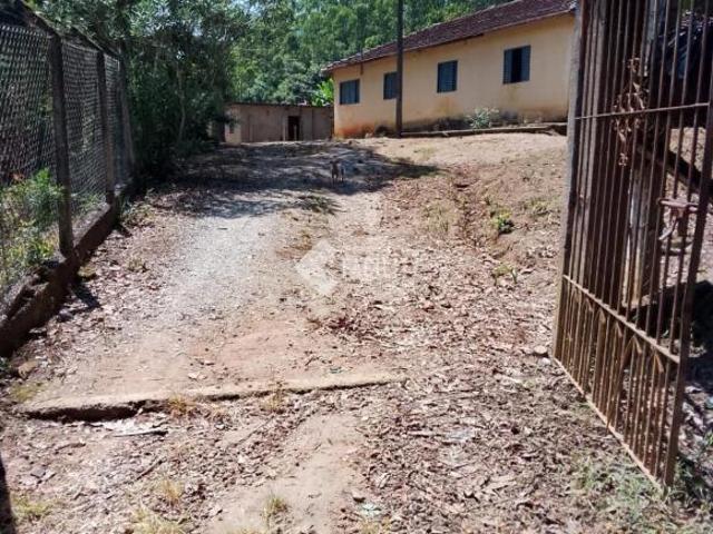 FAZENDA A VENDA SITUADA EM GUAPIARA SP