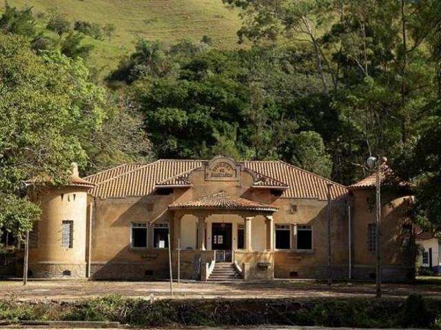 FAZENDA CENTENÁRIA A VENDA EM CRUZEIRO SP