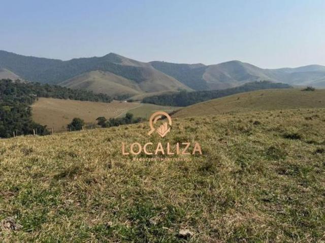 Fazenda com 4 dormitórios à venda, 141 m² por R$ 7.700.000,00 Centro Areias/SP
