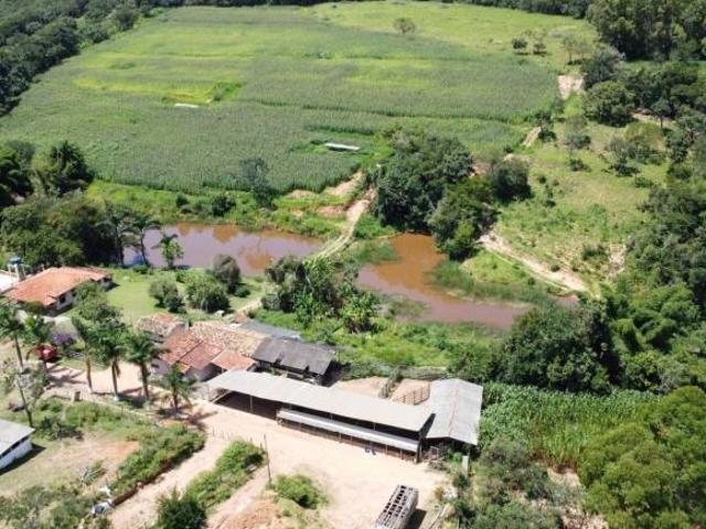 Fazenda com 4 dormitórios à venda, 300000 m² por R$ 2.500.000,00 Claudio Cláudio/MG