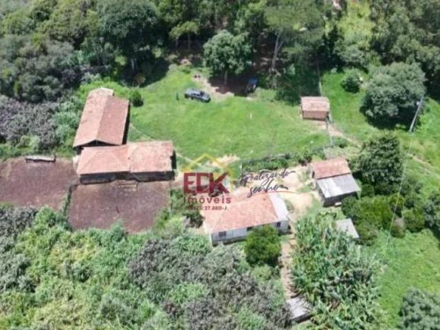 Fazenda com 5 dormitórios à venda, 2050000 m² por R$ 5.200.000 Rural Andrelândia/MG