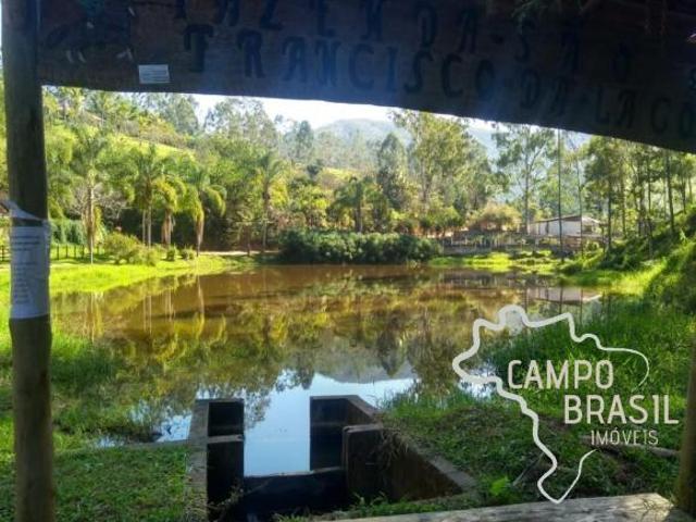 Fazenda com 110 alqueires em Paraibuna