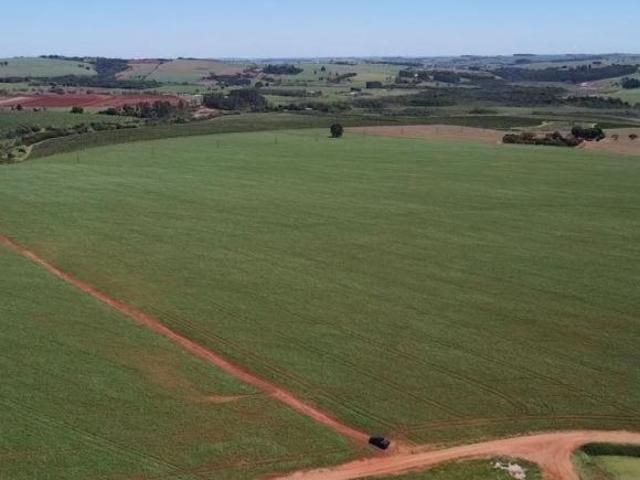Fazenda de 1 quarto à venda na Área Rural de Itaí SP: 1.210.000,00 m² de pura tranquilidade!