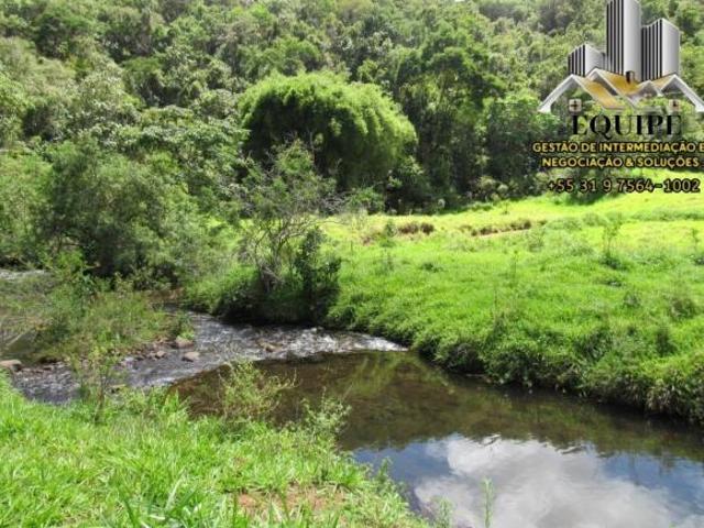 Fazenda de 786.200m² à venda em Santa Bárbara MG, bairro Cruz Peixotos: Casa sede de 3 quartos, 2 sa