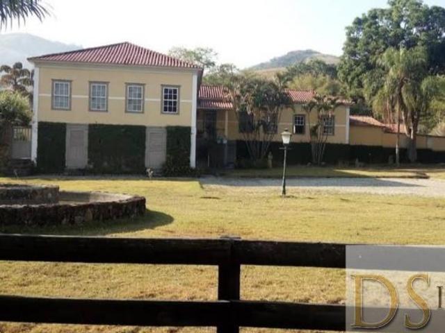 FAZENDA HISTÓRICA À VENDA NO CENTRO DE CACHOEIRA PAULISTA SP: 380 ALQUEIRES DE EXCELÊNCIA NO VALE DO