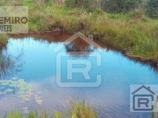 Fazenda localizada em Sete Barras, com 16 alqueires totais