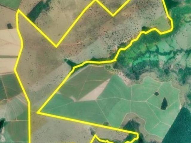 Fazenda para Venda em Cachoeira Alta, Zona Rural