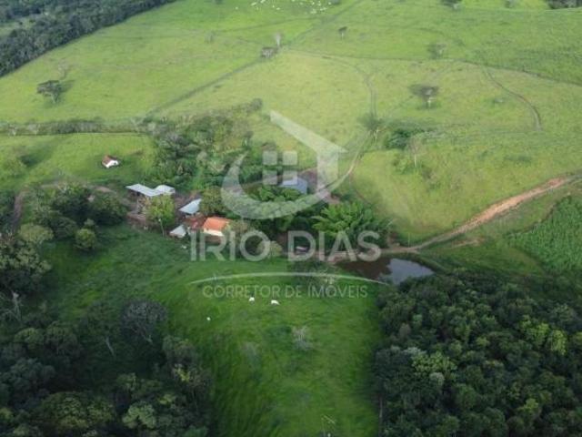 Fazenda para Venda em Carmo da Mata, Área Rural, 3 dormitórios, 2 banheiros, 3 vagas