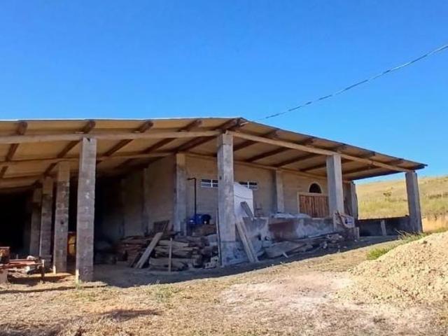 Fazenda para venda em Centro, Serro