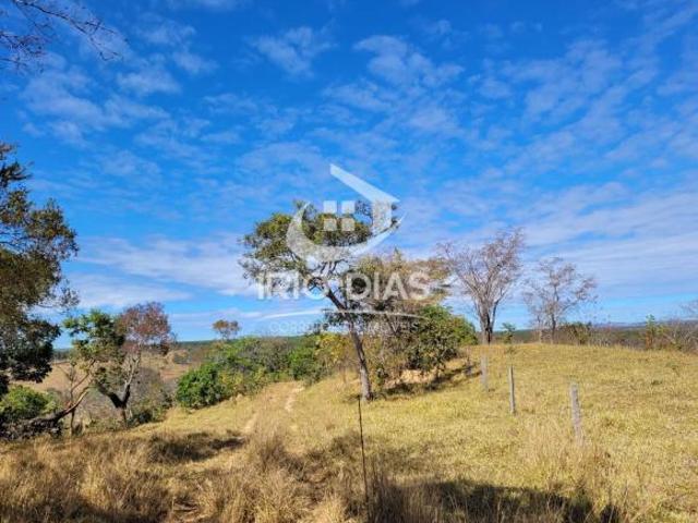 Fazenda para Venda em Curvelo, Área Rural de Curvelo, 3 dormitórios, 1 suíte, 3 banheiros, 3 vagas