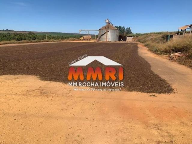 Fazenda para venda em Área Rural de Unaí, Unaí