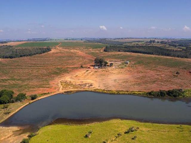 Fazenda para Venda em Bambuí