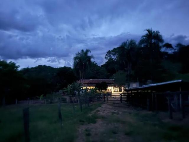 Fazenda para Venda em Bela Vista de Goiás, ZONA RURAL, 2 dormitórios, 1 banheiro, 1 vaga