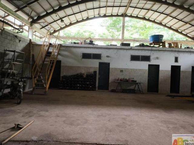 Fazenda para Venda em Monte Santo de Minas, rural, 3 dormitórios, 1 banheiro, 3 vagas
