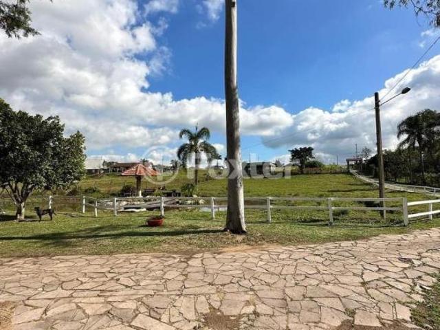Fazenda / Sítio / Chácara, 3 dormitórios, 9015.17 m², em Centro