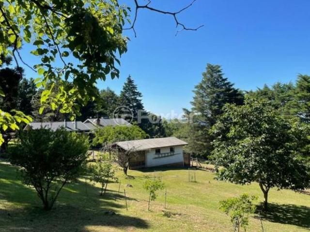 Fazenda / Sítio / Chácara, 3 dormitórios, 226 m², em Eletra