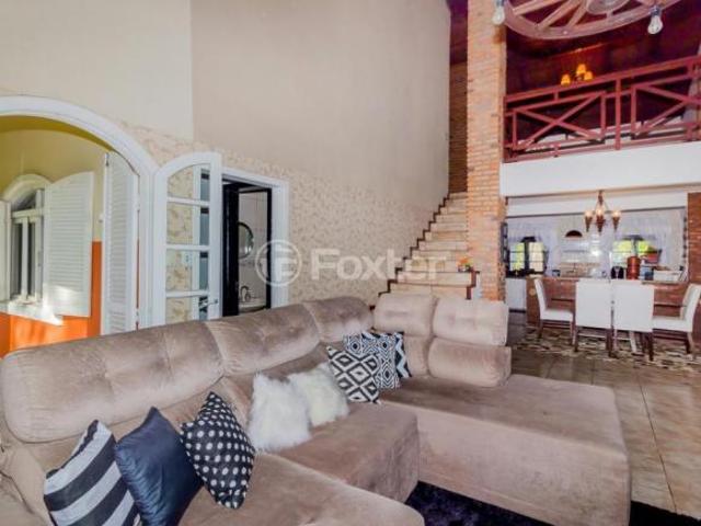 Fazenda / Sítio / Chácara, 5 dormitórios, 6052 m², em São Caetano