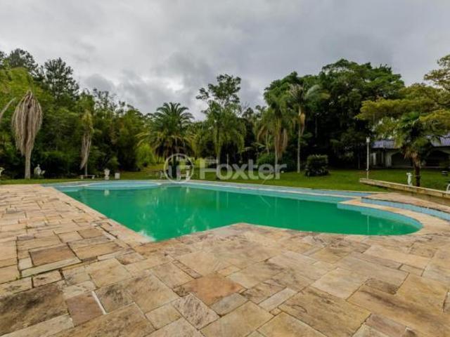 Fazenda / Sítio / Chácara, 5 dormitórios, 300 m², em Itapuã
