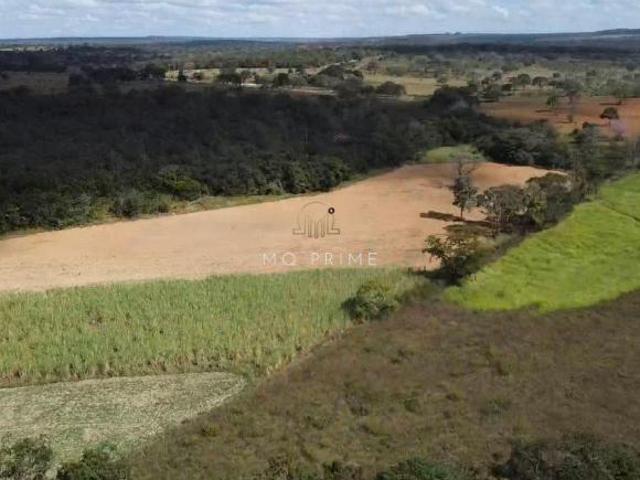Fazenda / Sítio / Chácara à venda, 840000000m² Zona Rural