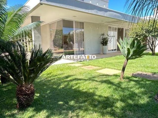 Fazenda / Sítio para venda em Centro de 2500.00m² com 3 Quartos e 3 Suites