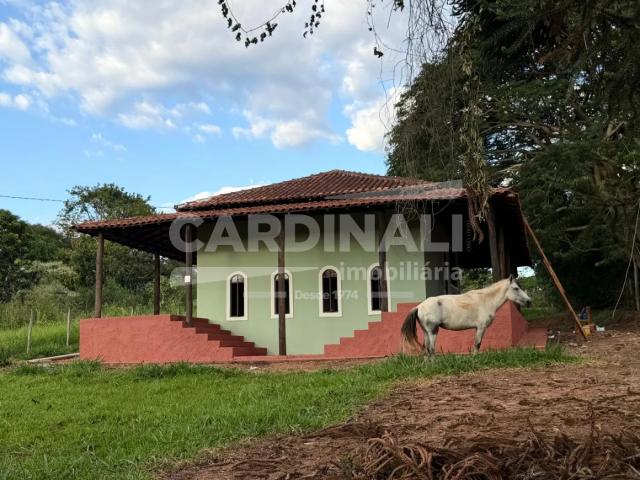 Fazenda / Sítio para venda em Centro em Analândia São Paulo de 130.00m² com 2 Quartos e 2 Garagens