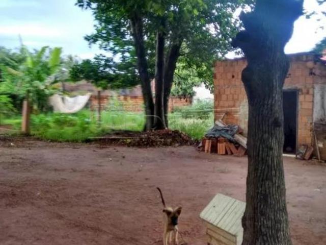 Fazenda / Sítio para venda em Chacara Flora Araraquara de 176.00m² com 2 Quartos e 3 Garagens