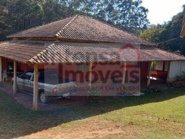 Fazenda / Sítio para venda em Bairro Sitio Velho de 138000.00m² com 3 Quartos, 1 Suite e 2 Garagens