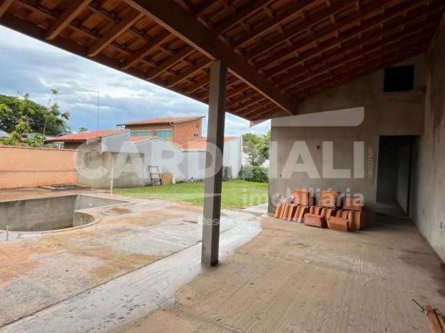 Fazenda / Sítio para venda em Nova Analândia de 180.00m² com 2 Quartos, 1 Suite e 2 Garagens