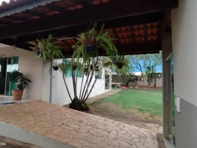 Fazenda / Sítio para venda em Nossa Senhora Aparecida I de 351.00m² com 3 Quartos, 1 Suite e 1 Garag