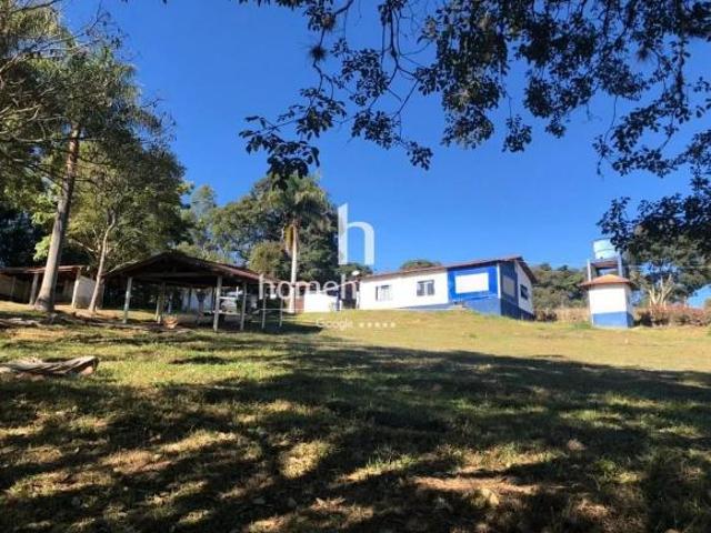 Fazenda / Sítio para venda em Zona Rural de 1100.00m² com 3 Quartos, 1 Suite e 21 Garagens