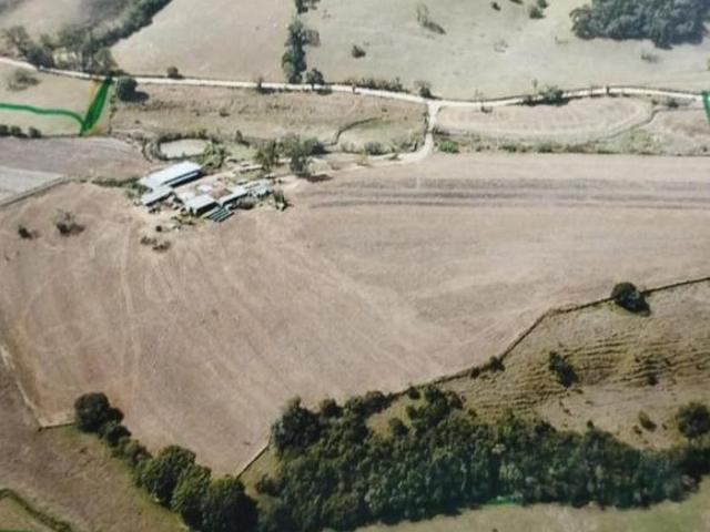 Fazenda / Sítios / Chácaras à venda em Borda Da Mata, no bairro Zona Rural