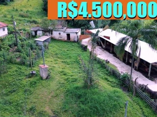 Fazenda / Sítios / Chácaras à venda em Itaguara, no bairro Rural