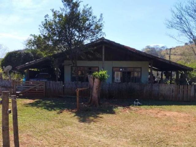 Fazenda / Sítios / Chácaras à venda em Leandro Ferreira, no bairro Zona Rural