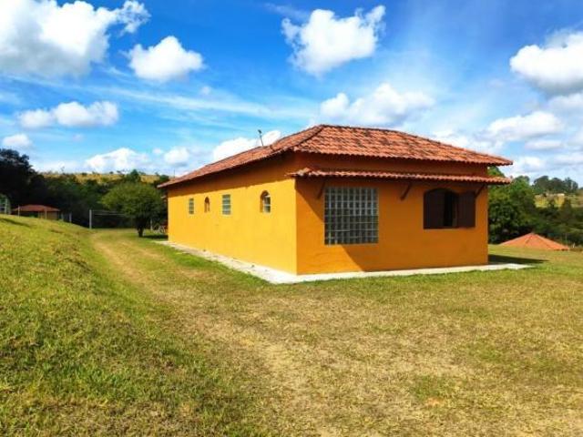 Fazenda / Sítios / Chácaras à venda em São Tiago, no bairro Área Rural