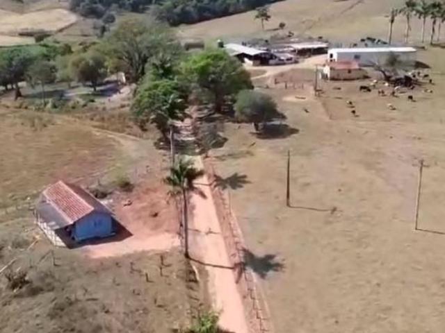 Fazenda / Sítios / Chácaras à venda em Silvianópolis, no bairro Zona Rural