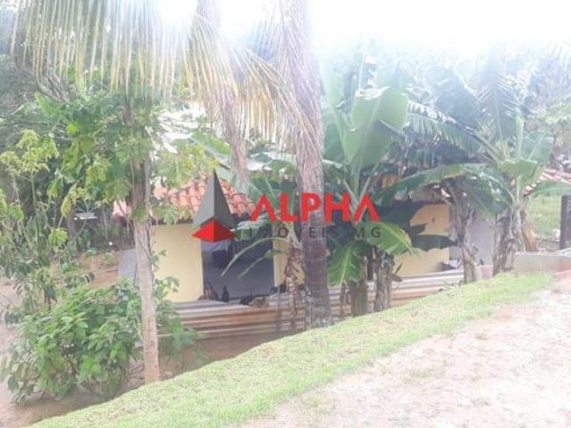 Fazenda / Sítios / Chácaras com 3 quartos à venda em Contagem, no bairro Capim Rasteiro