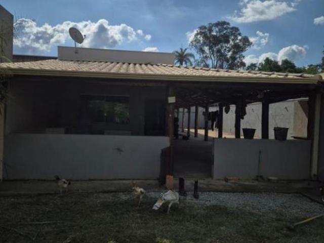 Fazenda / Sítios / Chácaras com 3 quartos à venda em Betim, no bairro Gentileza