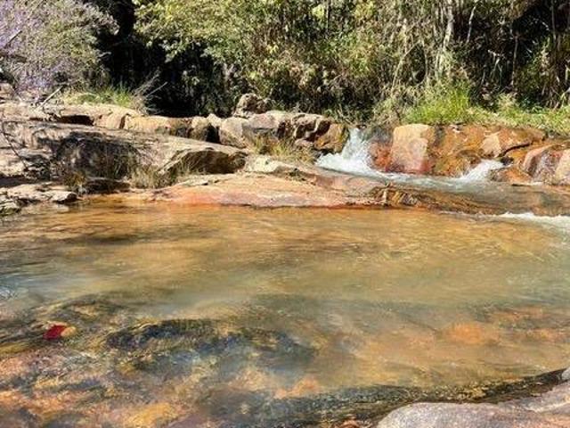 Fazenda / Sítios / Chácaras com 3 quartos à venda em Itatiaiuçu, no bairro Santa Terezinha De Minas