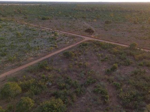 Fazenda / Sítios / Chácaras com 3 quartos à venda em João Pinheiro, no bairro Zona Rural